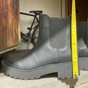 Dirty Laundry Margo Black Ankle Chelsea Boots US6.5 EUR37